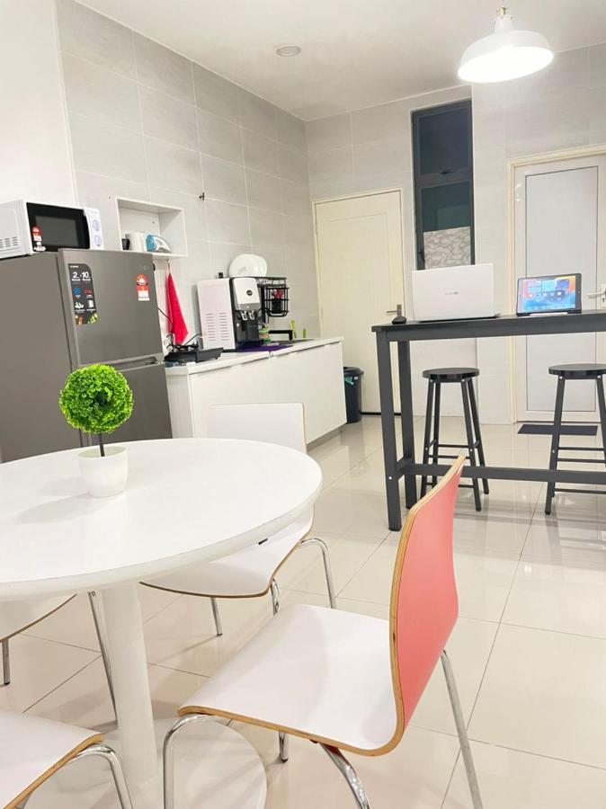 Funkyvila2 9Pax Near Iium, Kmc, Tarc, Bbq, Ps4 Kuantan Dış mekan fotoğraf